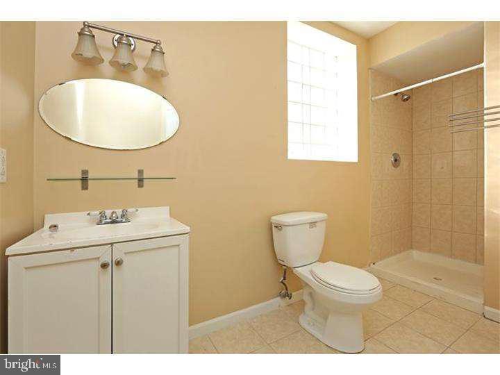 1305 North 19th Street Philadelphia, PA 19121 - Photo 8 of 9