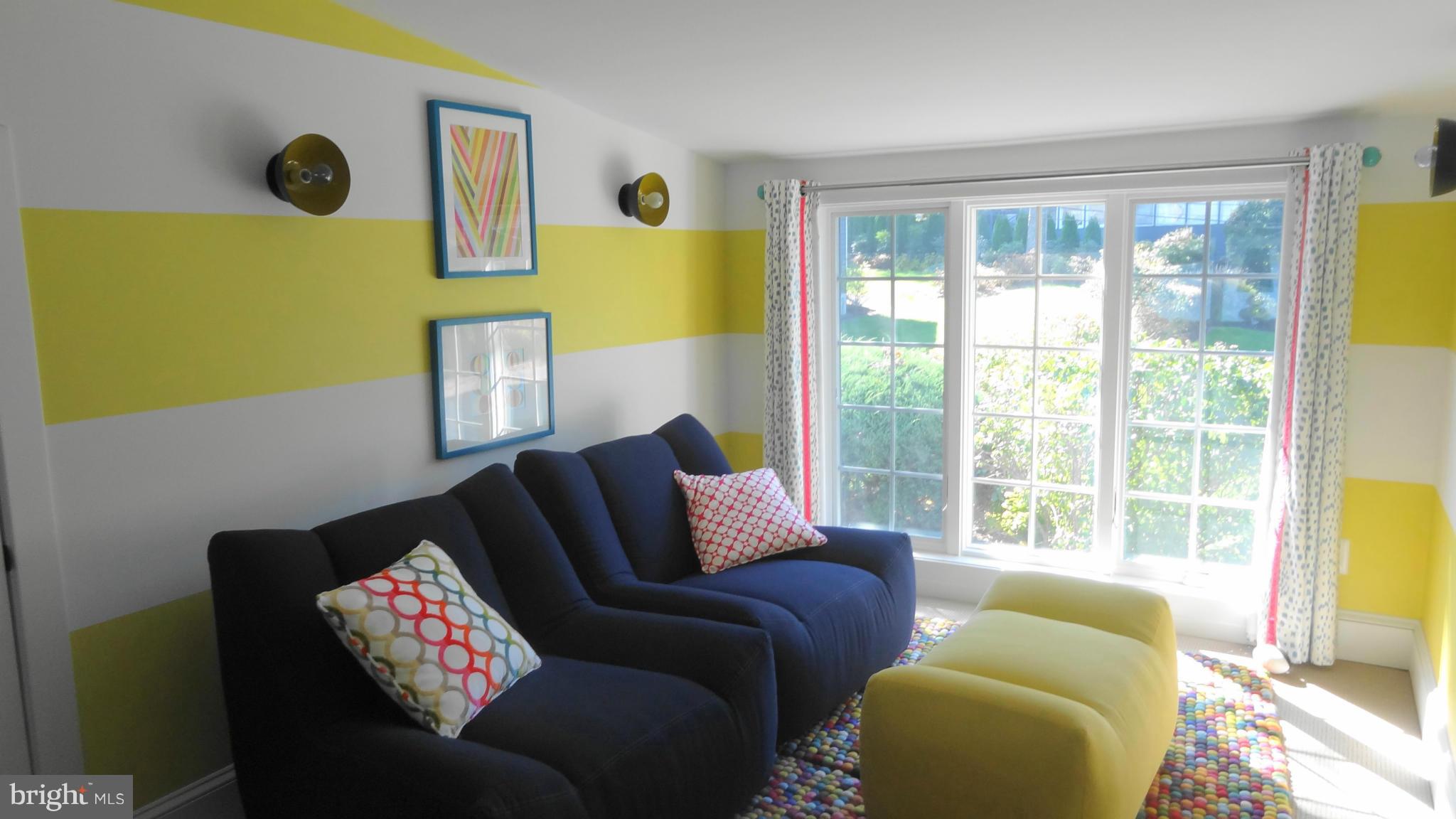 853 Robin Hood Road Annapolis, MD 21405 - Photo 22 of 30 Family Room