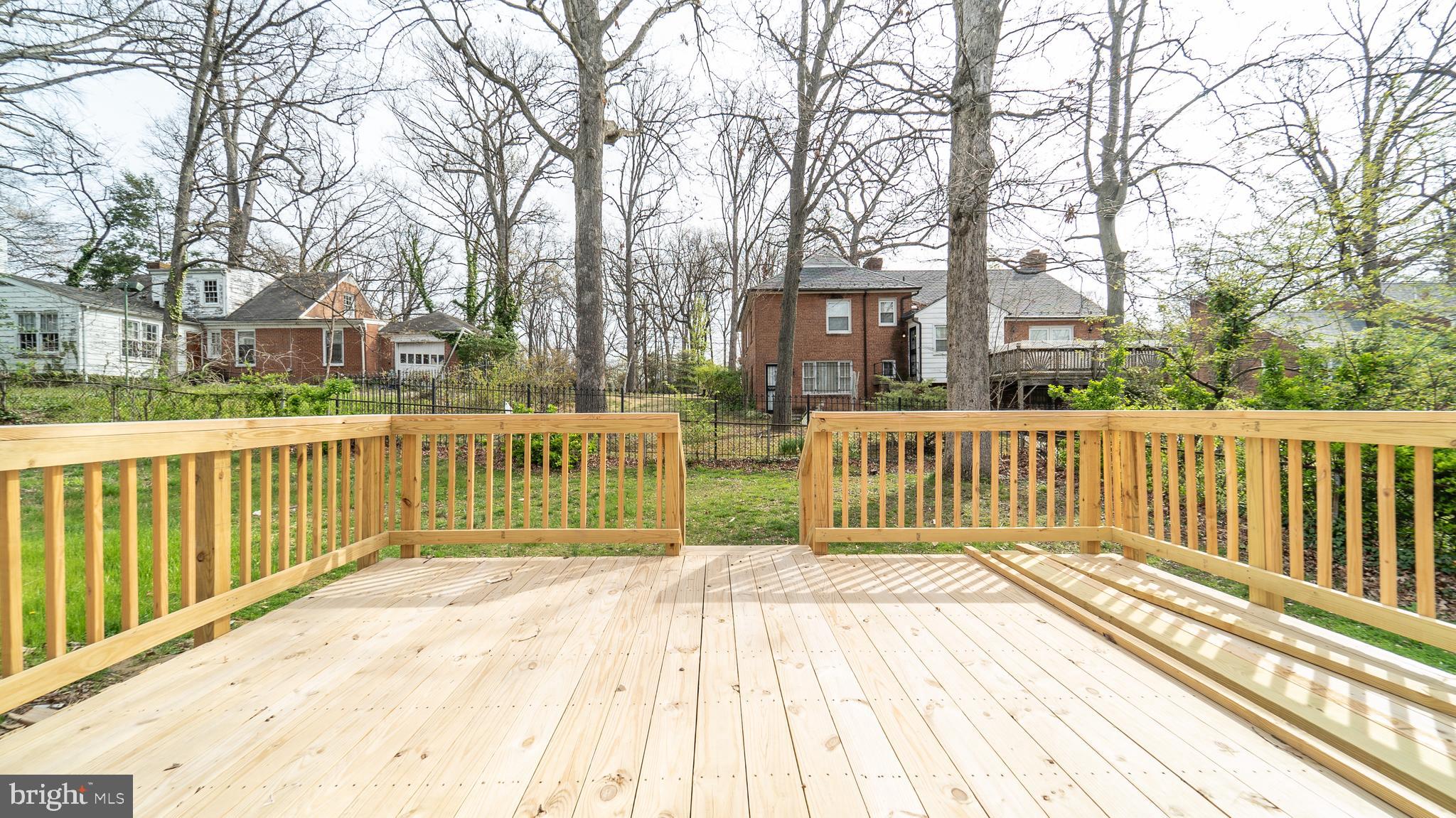 7005 Adelphi Road University Park, MD 20782 - Photo 34 of 39 New Rear Deck!