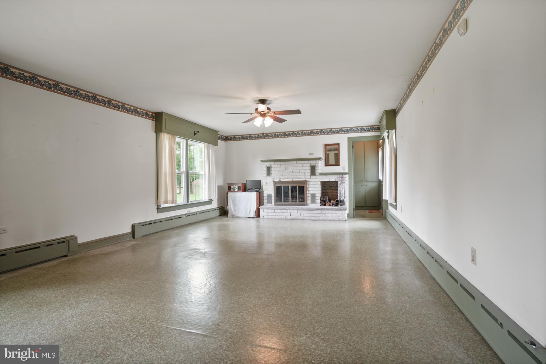 1850 Goosetown Road Coatesville, PA 19320 - Photo 36 of 45 Great Room