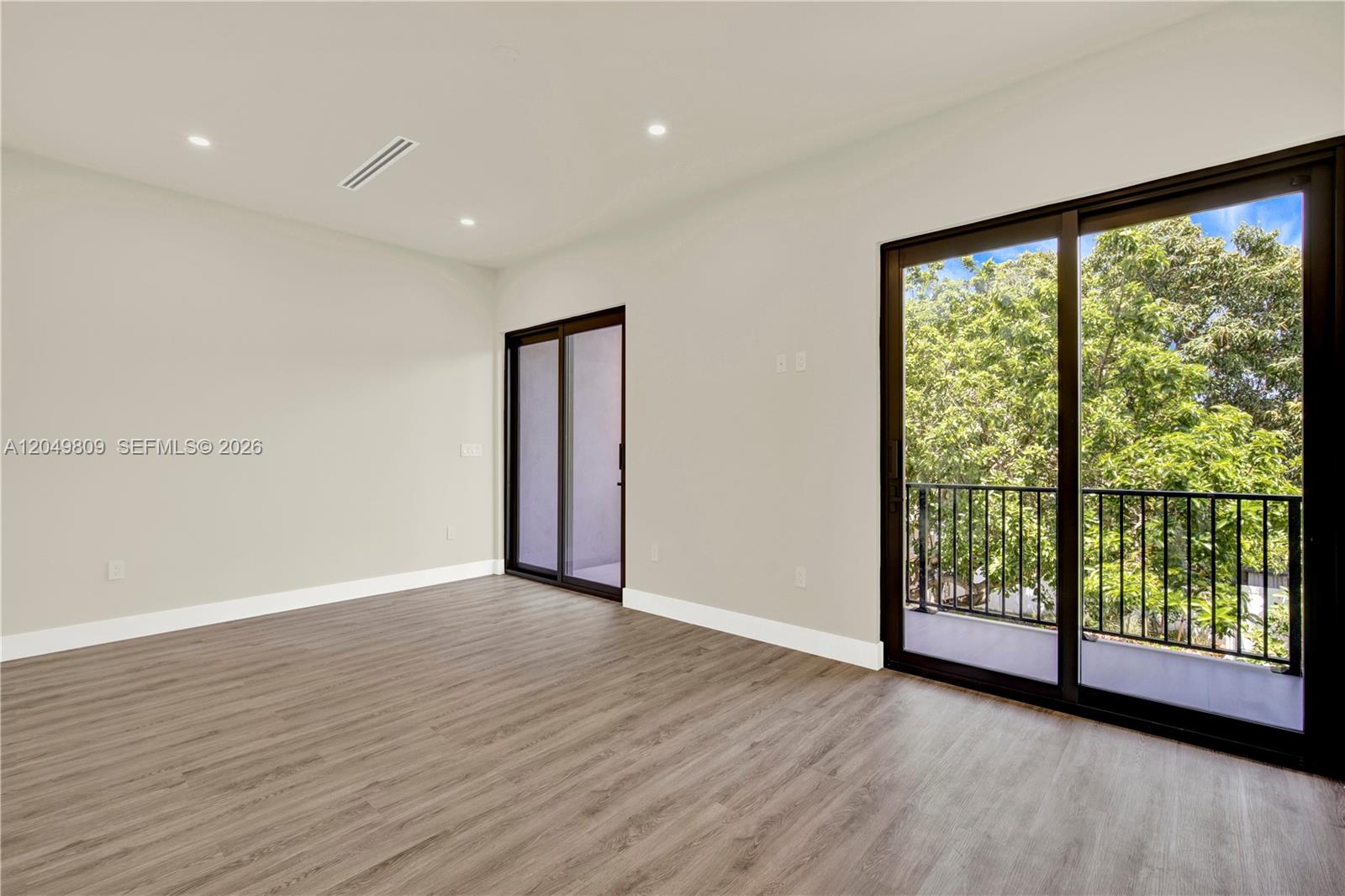 2889 Southwest 35th Avenue, Unit 2887 Miami, FL 33133 - Photo 29 of 62