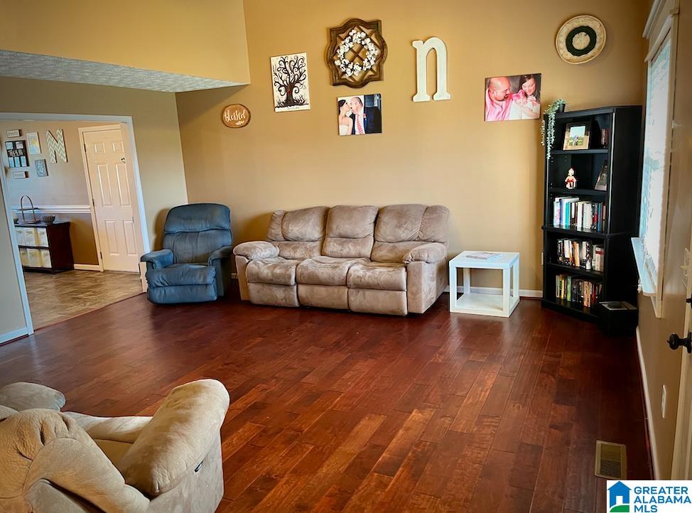 108 Bailey Road Weaver, AL 36277 - Photo 4 of 15