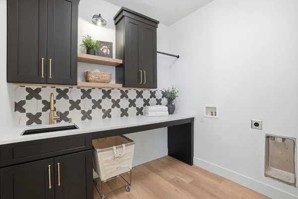 $1,275,000 | 8818 East Little Deep Creek Road, Colbert, WA 99005