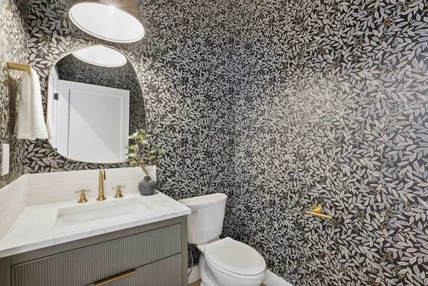 $1,275,000 | 8818 East Little Deep Creek Road, Colbert, WA 99005