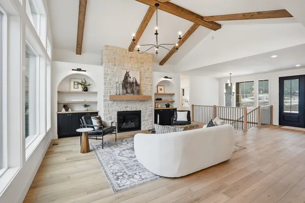 $1,275,000 | 8818 East Little Deep Creek Road, Colbert, WA 99005