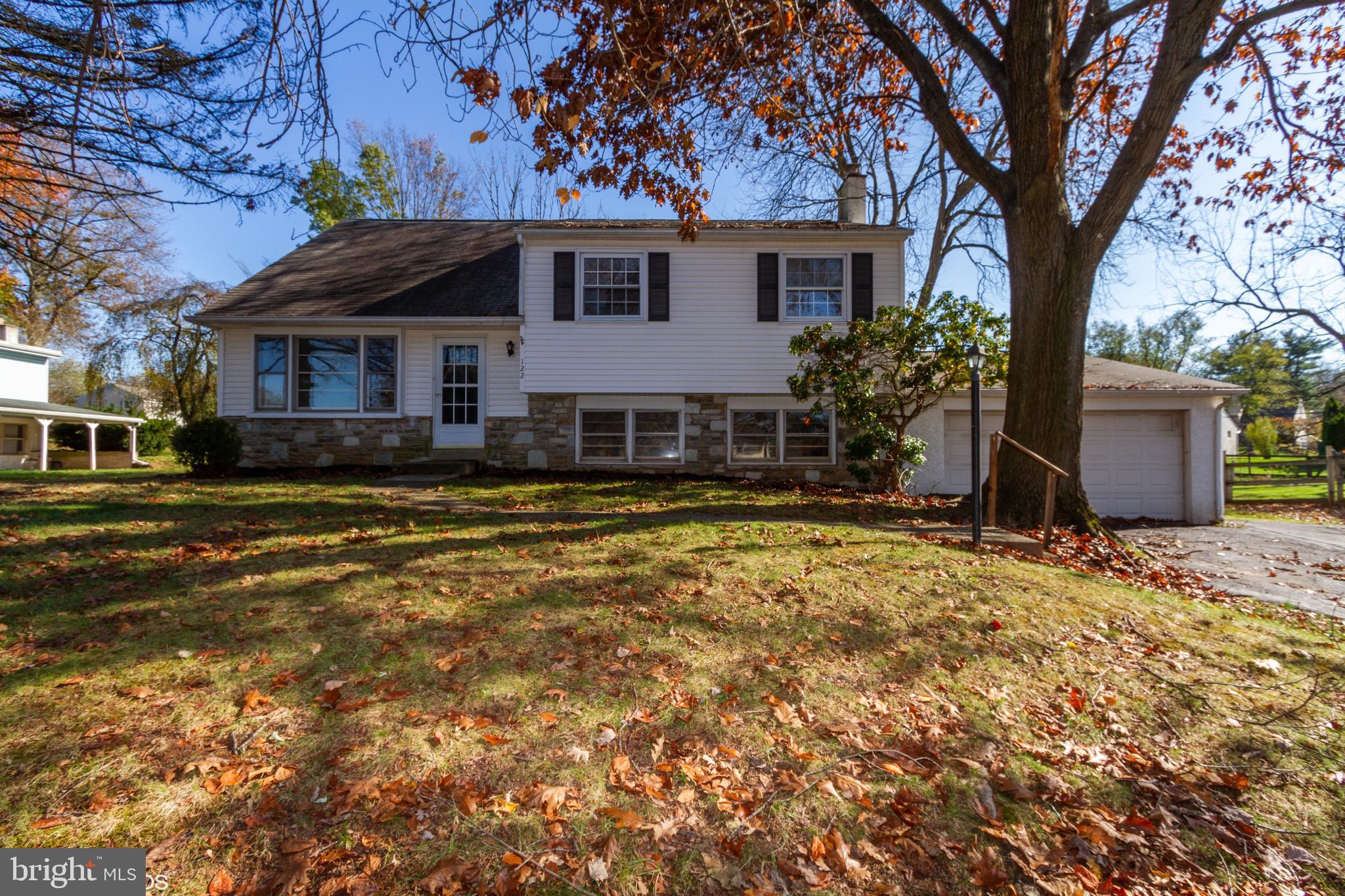 122 Devon Road Chalfont, PA 18914 - Photo 1 of 25 Gallery Image 1