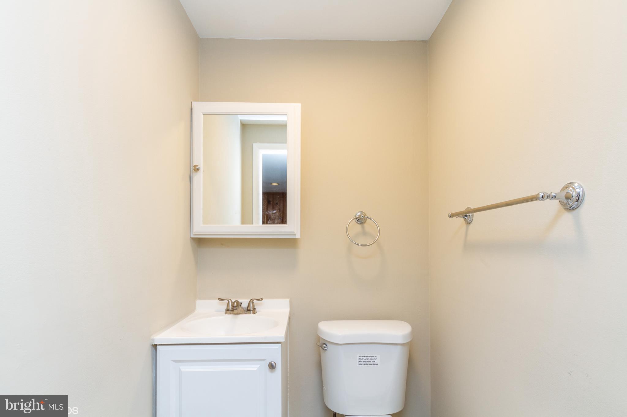 122 Devon Road Chalfont, PA 18914 - Photo 11 of 25 Half Bath