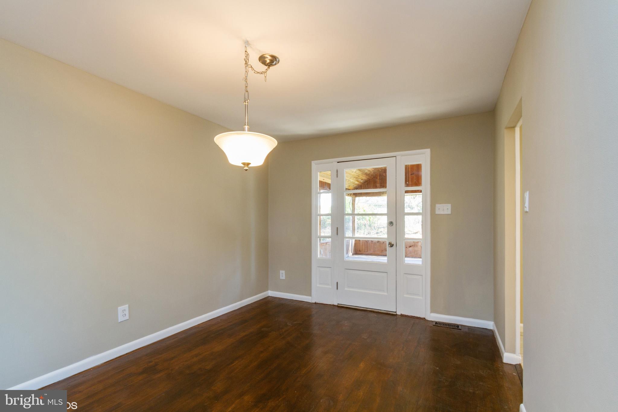 122 Devon Road Chalfont, PA 18914 - Photo 6 of 25 Dining Room