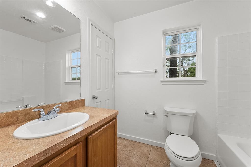 2714 Stephenson Street Dallas, TX 75215 - Photo 11 of 14