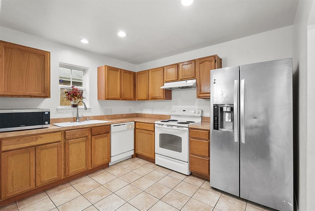 2714 Stephenson Street Dallas, TX 75215 - Photo 5 of 14