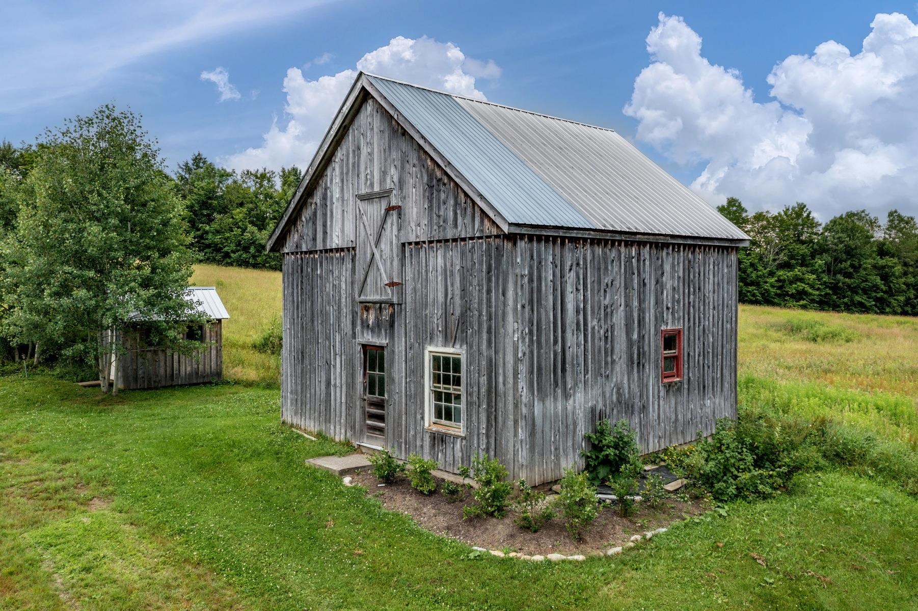 1076 Brown Hill Road Elmore, VT 05680 - Photo 18 of 43
