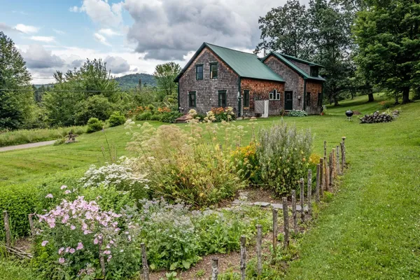 $590,000 | 1076 Brown Hill Road, Elmore, VT 05680