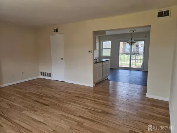 $299,900 | 57 Judson Street, Unit 9A, Edison, NJ 08837