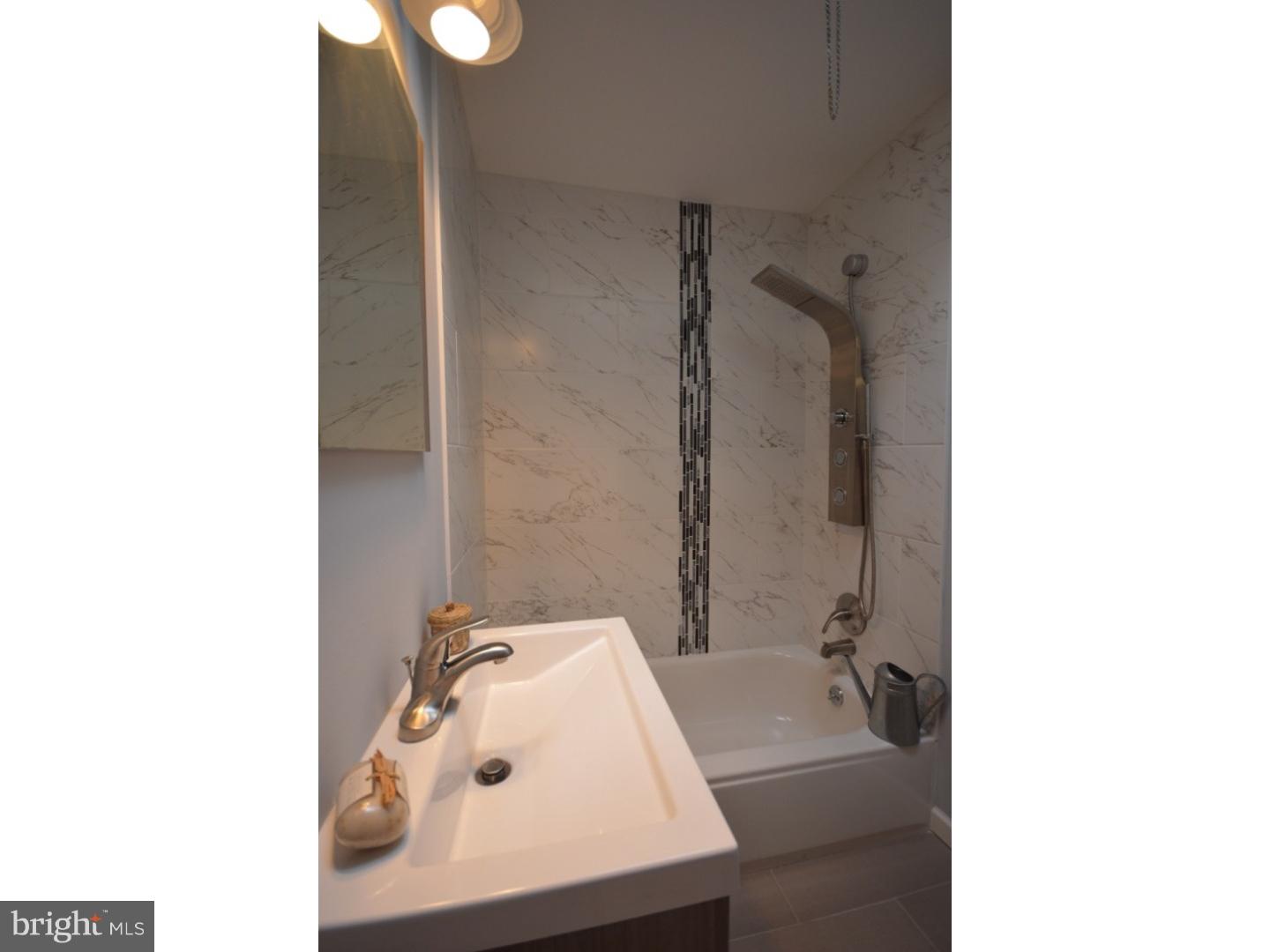 1806 Tomlinson Road Philadelphia, PA 19116 - Photo 8 of 21 Gallery Image 8