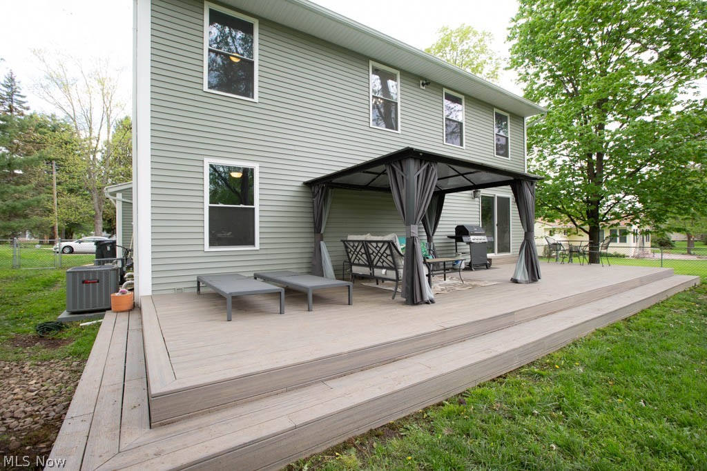 35240 Pettibone Road Solon, OH 44139 - Photo 33 of 35 Gallery Image 33