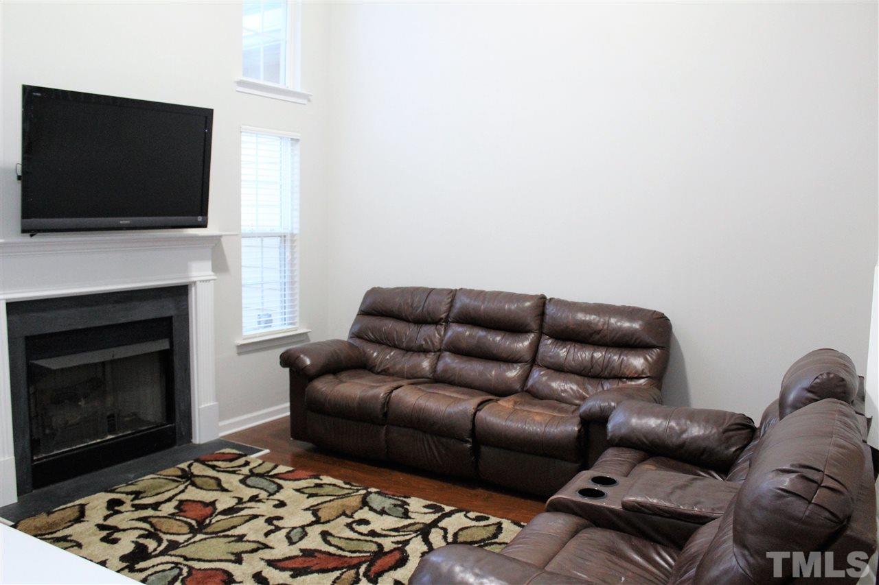 512 Ringleaf Court Cary, NC 27513 - Photo 6 of 12 Gallery Image 6