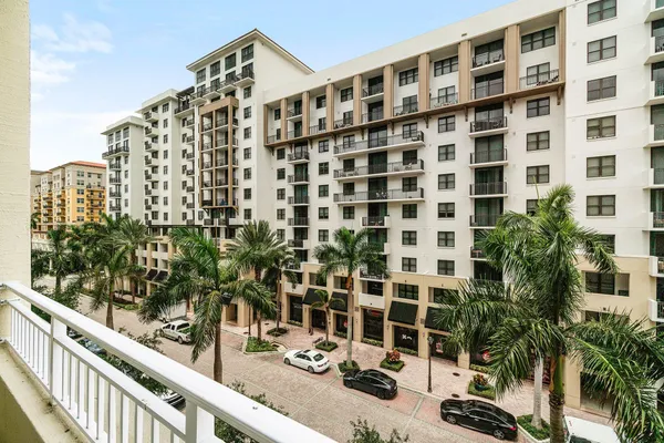 $5,900 | 99 Southeast Mizner Boulevard, Unit 543, Boca Raton, FL 33432