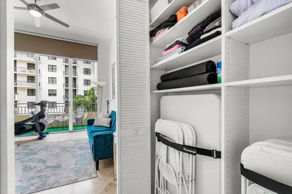 $5,900 | 99 Southeast Mizner Boulevard, Unit 543, Boca Raton, FL 33432