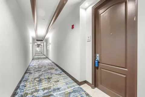 $5,900 | 99 Southeast Mizner Boulevard, Unit 543, Boca Raton, FL 33432