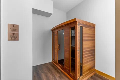 $5,900 | 99 Southeast Mizner Boulevard, Unit 543, Boca Raton, FL 33432