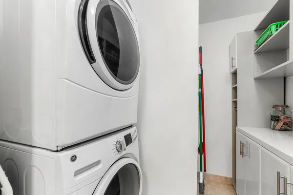 $5,900 | 99 Southeast Mizner Boulevard, Unit 543, Boca Raton, FL 33432