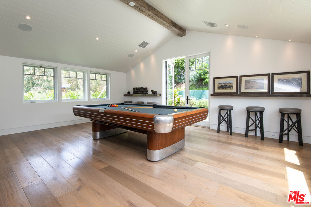 13705 Romany Drive Pacific Palisades, CA 90272 - Photo 19 of 54