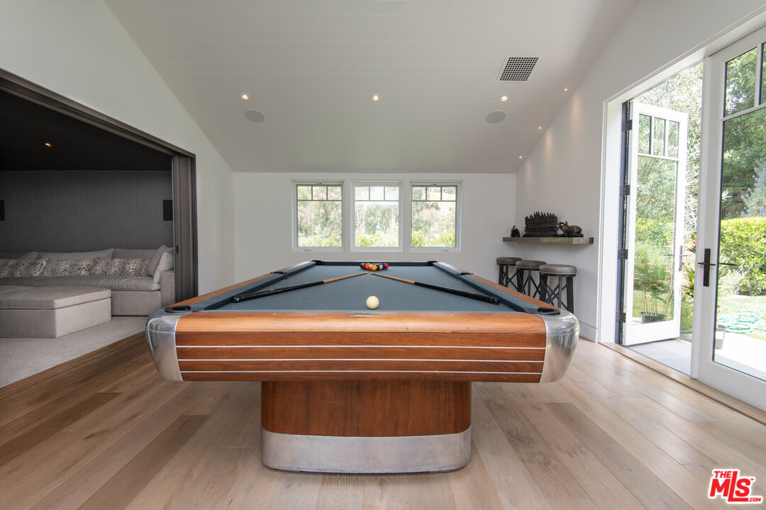 13705 Romany Drive Pacific Palisades, CA 90272 - Photo 20 of 54