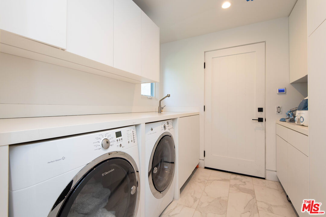 13705 Romany Drive Pacific Palisades, CA 90272 - Photo 38 of 54