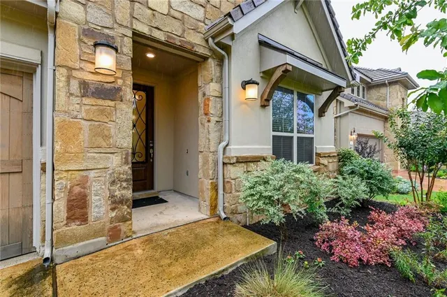 $699,000 | 204 Maxwell Way, Unit 39, Austin, TX 78738