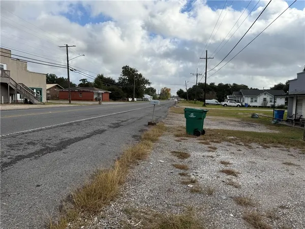 $42,500 | 17469 Highway 631, Des Allemands, LA 70030