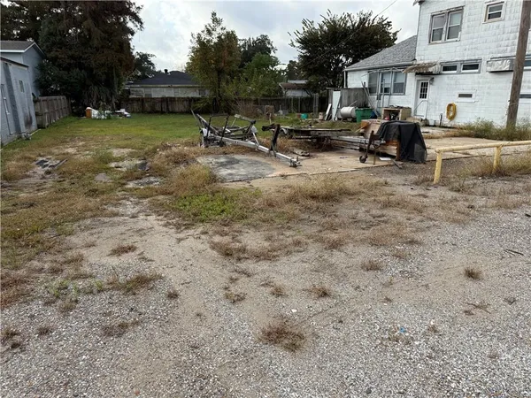 $42,500 | 17469 Highway 631, Des Allemands, LA 70030