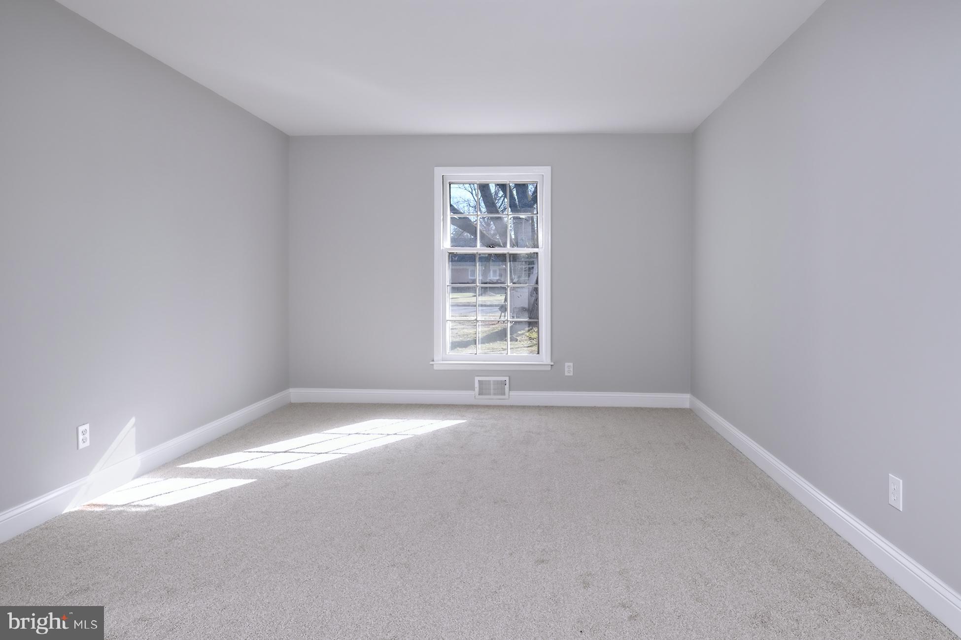10 Mansfield Road Ewing, NJ 08628 - Photo 13 of 25