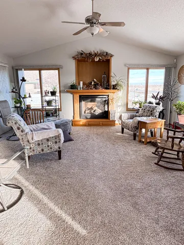 $339,000 | 686 West River Drive, New London, MN 56273