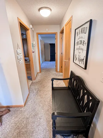 $339,000 | 686 West River Drive, New London, MN 56273