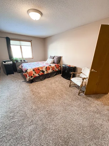 $339,000 | 686 West River Drive, New London, MN 56273