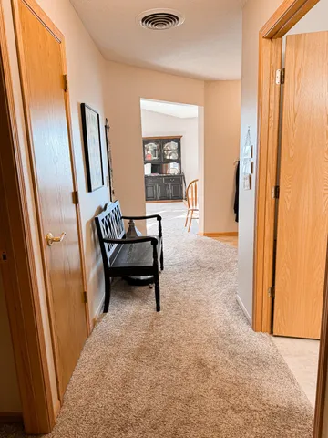 $339,000 | 686 West River Drive, New London, MN 56273