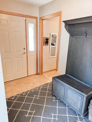 $339,000 | 686 West River Drive, New London, MN 56273