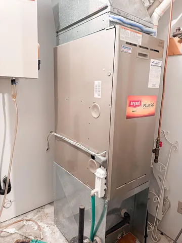 $339,000 | 686 West River Drive, New London, MN 56273