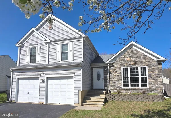 $2,350 | 217 Falmouth Way, Dover, DE 19904