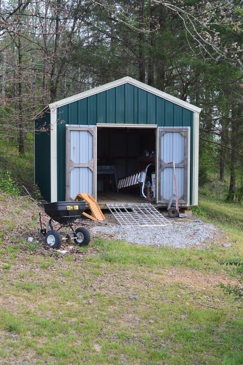780 Cliffside Road Pikeville, TN 37367 - Photo 24 of 25 shed