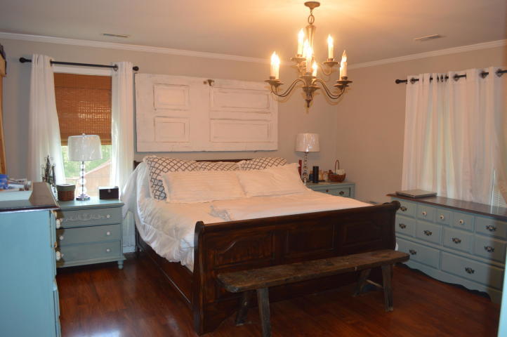 780 Cliffside Road Pikeville, TN 37367 - Photo 9 of 25 master bed