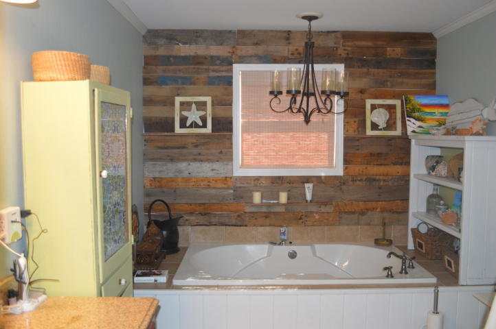 780 Cliffside Road Pikeville, TN 37367 - Photo 10 of 25 master bath