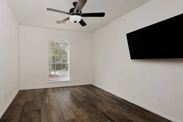 $598,700 | 10 Acacia Park Place, The Woodlands, TX 77382