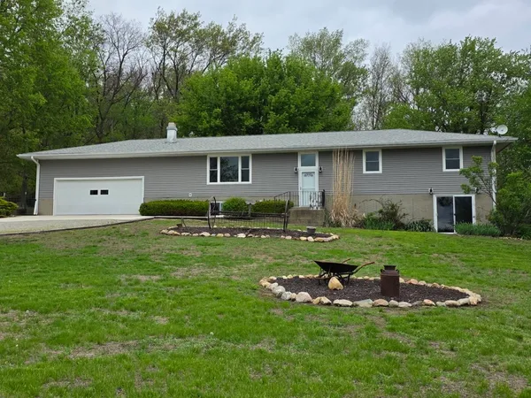 $289,900 | 15510 Lomax Road, Prophetstown, IL 61277