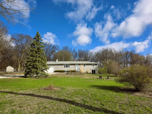 $289,900 | 15510 Lomax Road, Prophetstown, IL 61277