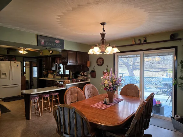 $289,900 | 15510 Lomax Road, Prophetstown, IL 61277