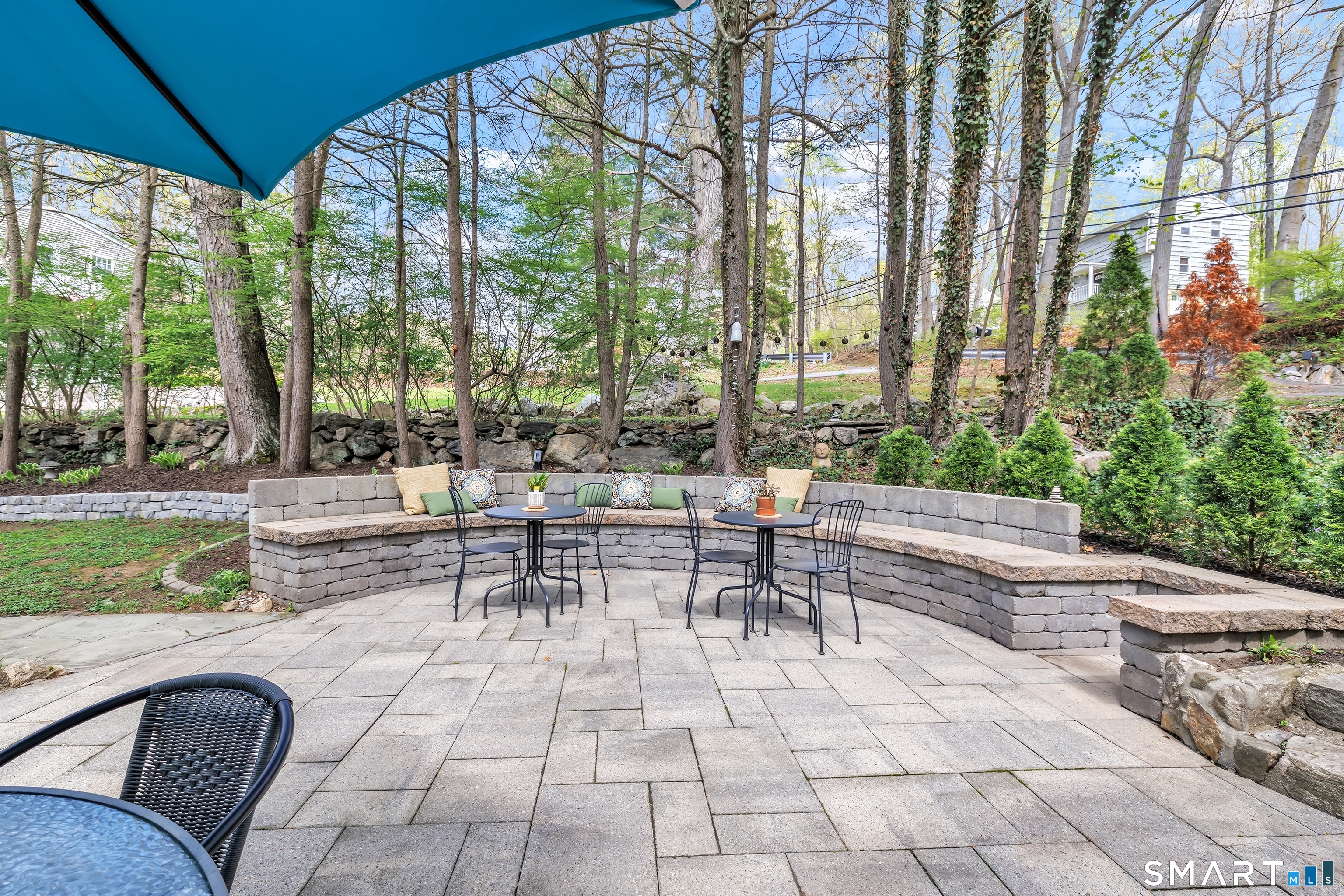 75 Perry Avenue Norwalk, CT 06850 - Photo 5 of 39