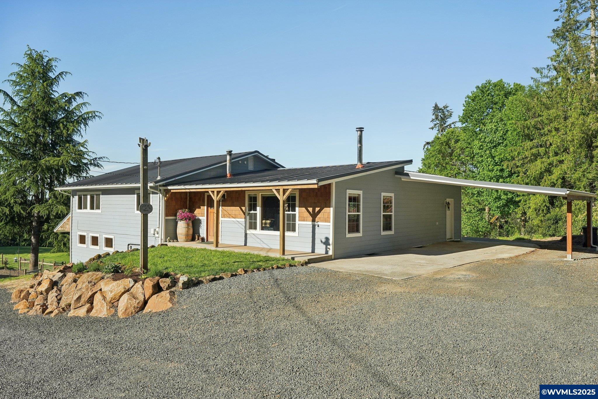 985 Crooked Finger Road Northeast Scotts Mills, OR 97375 - Photo 1 of 48 Gallery Image 1