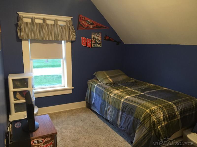 59 West Custer Road Sandusky, MI 48471 - Photo 24 of 25 31341317-23.JPG