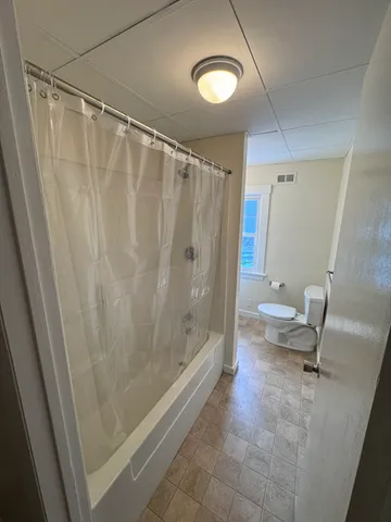 $1,400 | 367 Main Street, Unit 1, Wareham, MA 02571